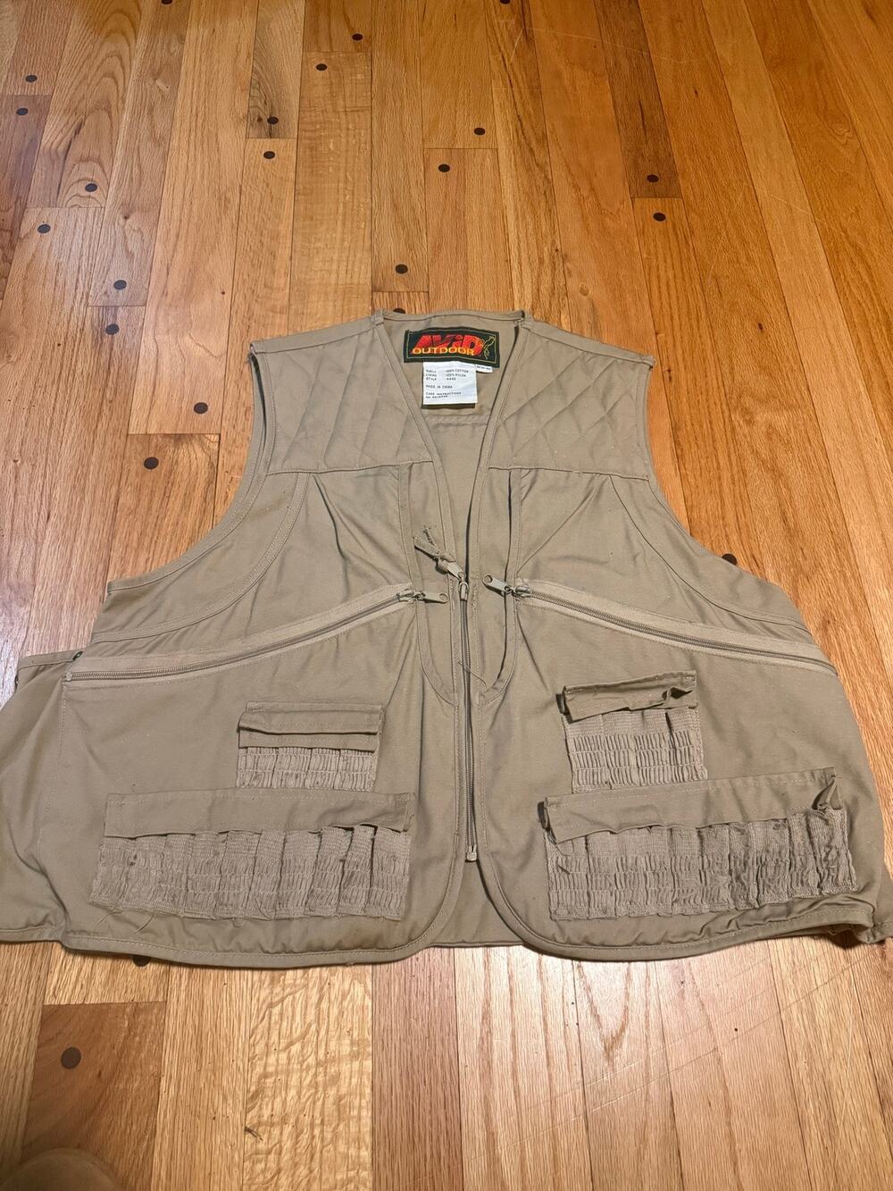 MVP Outdoor Hunting Shooting Vest Mens M 38-40 Khaki Ammo Shell Pockets